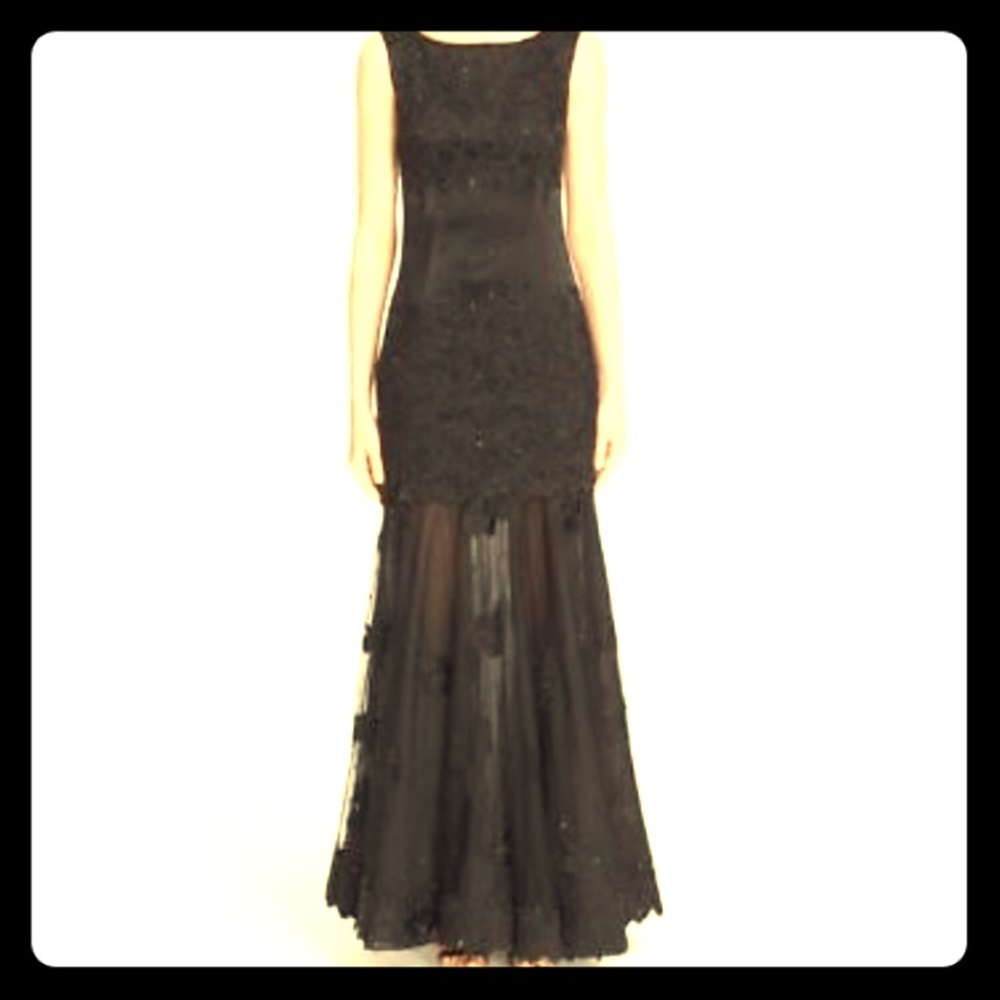St John Couture size 10 evening gown